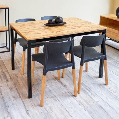 Imagen miniatura Silla De Dise&ntilde;o Comedor Quality Milan Patas De Madera Negra