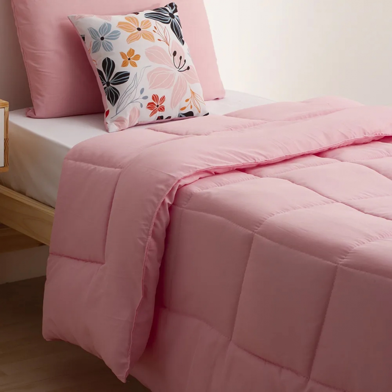 Imagen Acolchado Casablanca Oro Liso 1 1/2 P Reversible Rosa
