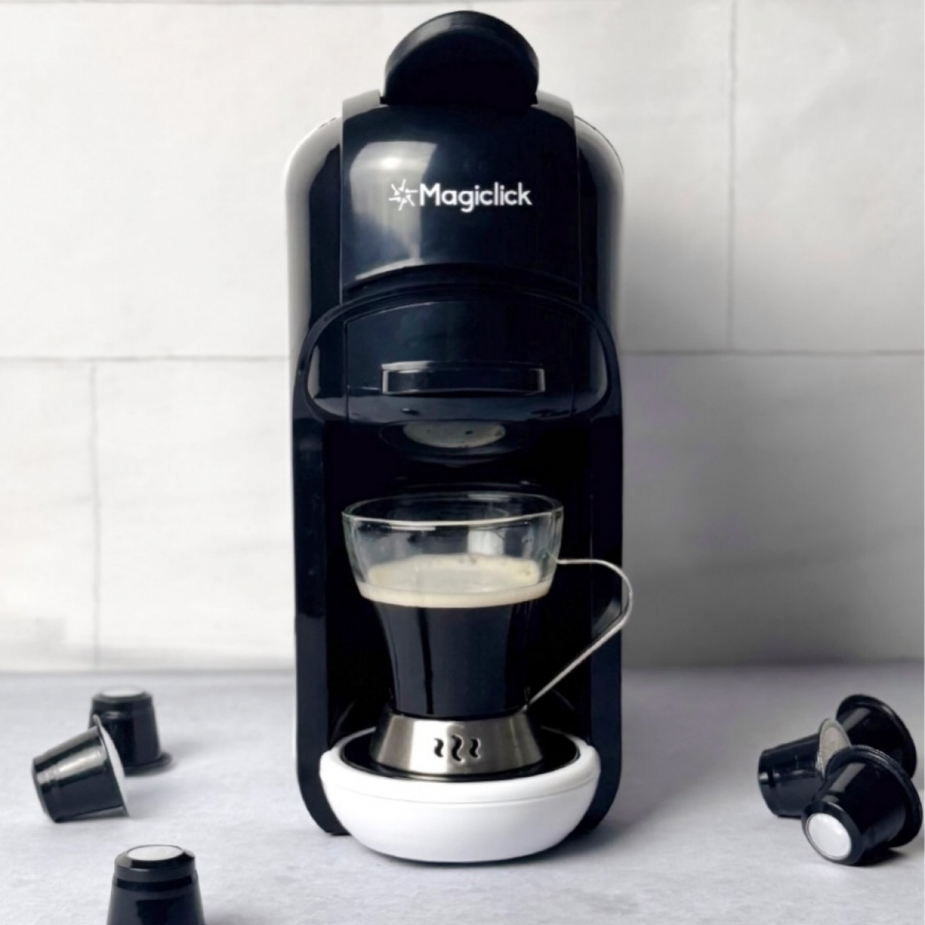 Imagen Cafetera C&aacute;psulas Magiclick P-50002 1450w 0&period;6 Lts